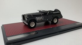 Matrix 1:43 Land Rover 109 Bell Aurens longnose open zwart. Individueel genummerd - Limited 100 pcs