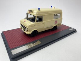 Matrix 1:43 Opel Blitz Voll Johanitter Aalen 65-75 beige, limited 100 pcs