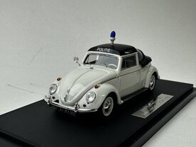 Matrix 1:43 Volkswagen Kever Beetle kuip coach politie Den Haag gesloten 1958