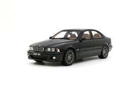 Otto Mobile 1:18 BMW E39 M5 Black Saphire metallic 475 2000. Levering 08-2026