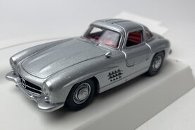 Norev 1:43 Mercedes Benz 300 SL 1954 Silver Jet-car in window-box