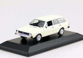 Maxichamps 1:43 Volkswagen Passat Break 1975 wit