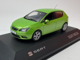 Seat Collection 1:43 SEAT New Ibiza 5 deurs 2012 groen metallic