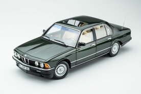 Touring Modelcars 1:18 BMW 745i E23 1984 achat green metalic. Verwacht 11-2026
