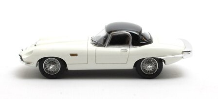 Matrix 1:43 Jaguar E-type Roadster Italsuisse/Frua wit gesloten 1964