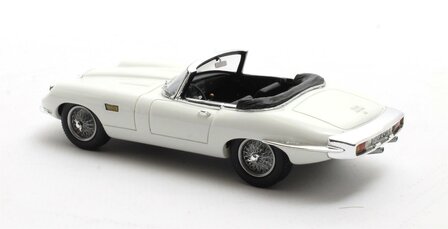 Matrix 1:43 Jaguar E-type Roadster Italsuisse/Frua wit open 1964