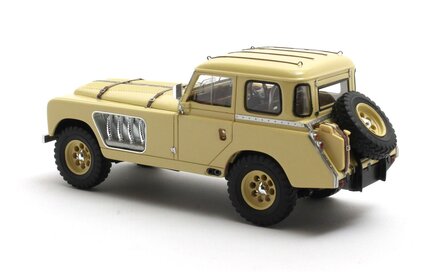Matrix 1:43 Landrover 109 Bell Aurens longnose gesloten geel