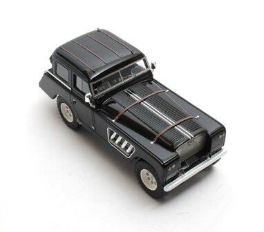 Matrix 1:43 Landrover 109 Bell Aurens longnose gesloten zwart