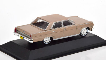 Atlas 1:43 Renault IKA Rambler ambassador 1965 lichtbruin in blisterverpakking