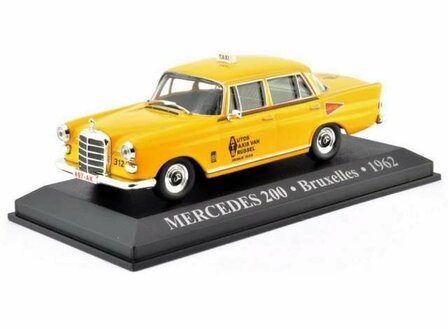 Atlas 1:43 Mercedes Benz 200D &quot;Bruxelles Taxi&quot;1966 geel in bliterverpakking