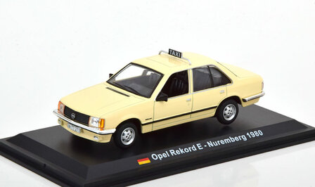 Atlas 1:43 Opel Rekord E 1980 beige &quot;Nuremberg Taxi&quot; in blisterverpakking - Taxi Collection