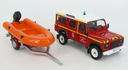 Atlas 1:43 Land Rover Defender 130 Pickup Brandweer met boot 1986