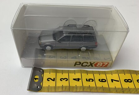 Premium Classixxs 1:87 Opel Kadett E Caravan 1989 grijs