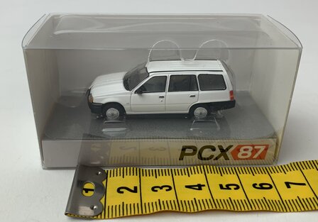 Premium Classixxs 1:87 Opel Kadett E Caravan 1985 wit