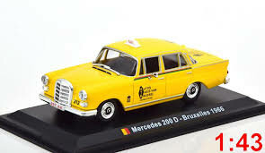 Atlas 1:43 Mercedes Benz 200D &quot;Bruxelles Taxi&quot;1966 geel in bliterverpakking