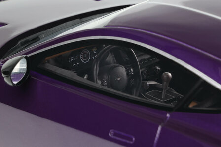 GT Spirit 1:18 Aston Martin Valour purple 2023. Levering 12-2025