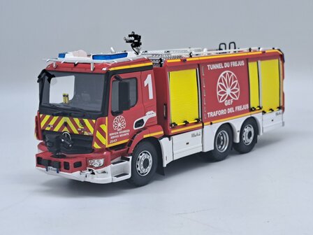 Alerte 1:43 Mercedes Benz Antos Antos BAI VSAT 8000S Pompier &quot; Tunnel de Fr&eacute;jus &quot;. Limited 300 pcs