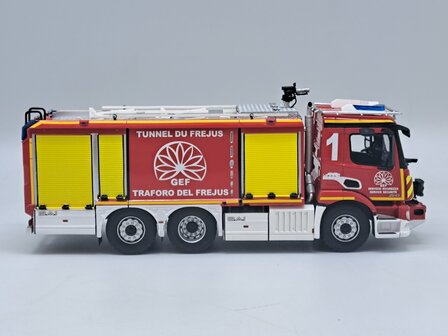 Alerte 1:43 Mercedes Benz Antos Antos BAI VSAT 8000S Pompier &quot; Tunnel de Fr&eacute;jus &quot;. Limited 300 pcs