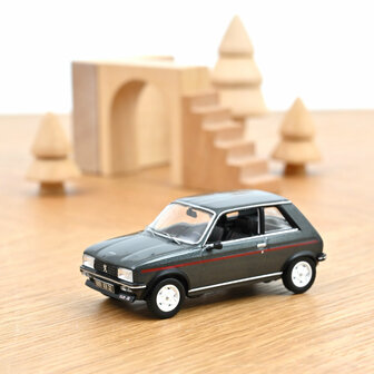 Norev 1:43 Peugeot 104 ZS2 1979 Vulcain Grey. Levering 08-2025