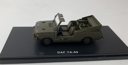 Golden Oldies 1:43 Daf YA-66 open legergroen resin model - in QSP verpakking