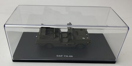Golden Oldies 1:43 Daf YA-66 open legergroen resin model - in QSP verpakking