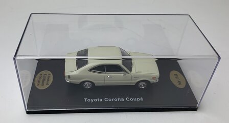 Golden Oldies 1:43 Toyota Corolla Coupe wit - resin model - Limited 100 pcs