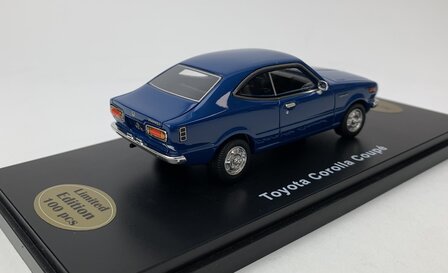 Golden Oldies 1:43 Toyota Corolla Coupe blauw - resin model - Limited 100 pcs