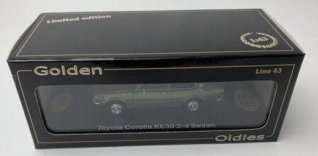 Golden Oldies 1:43 Toyota Corolla KE30 2-d Sedan groen  - resin model - Limited 100 pcs