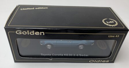 Golden Oldies 1:43 Toyota Corolla KE30 2-d Sedan blauw  - resin model - Limited 100 pcs