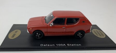 Golden Oldies 1:43 Datsun 100A Station rood - resin model - Limited 100 pcs