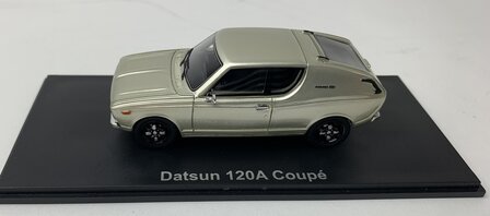 Golden Oldies 1:43 Datsun 120A Coupe zilver resin model - Limite
