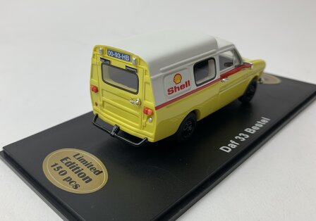 Golden Oldies 1:43 Daf 33 besteld Shell wit geel - resin model - Limited 150 pcs / acrylkap beschadigd