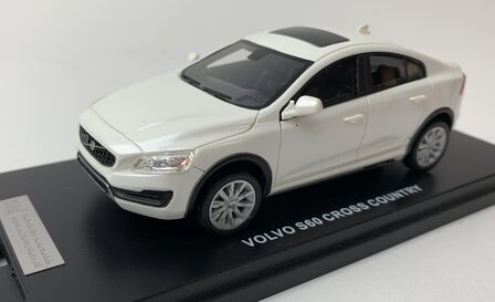 Scale Master 1:43  Volvo S60 Cross Country wit - resin model