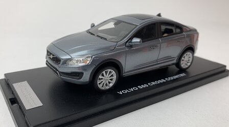 Scale Master 1:43  Volvo S60 Cross Country grijs - resin model