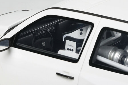 Otto Project Car 1:18 Volkswagen Golf III Khyzyl Saleem 2024 wit. Levering 12-2025