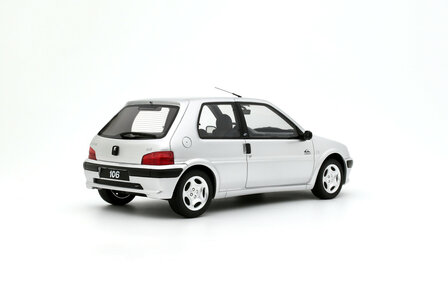 Otto Mobile 1:18 Peugeot 106 Quiksilver Gris Quartz 2000. Levering 10-2025
