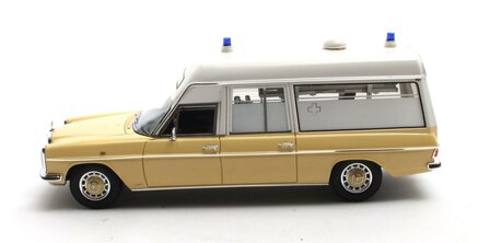 Matrix 1:43 Mercedes Benz V114 Visser ambulance Westerbaan Dedemsvaart &#039;68-&#039;73. Verwacht Q3