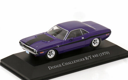 Atlas 1:43 Dodge Challenger R/T 440 1970 violet / zwart