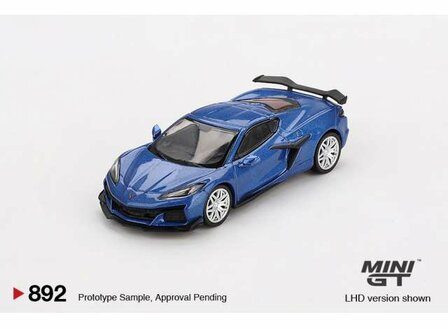 Mini GT 1:64 Chevrolet Corvette C8 Z06 Elkhart Lake, blue metallic 2023 LHD