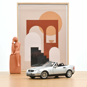 Norev 1:18 Mercedes Benz SLK 1996 Brillant Silver 2024. Levering 09-2025