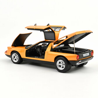 Norev 1:18 Mercedes Benz C 111 / II 1970 Weissherbs metallic. Leering 09-2025