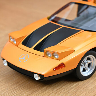 Norev 1:18 Mercedes Benz C 111 / II 1970 Weissherbs metallic. Leering 09-2025