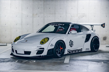 GT Spirit 1:18 Porsche 911 997 - LB Works Turbo white 2024. Levering 03-2026