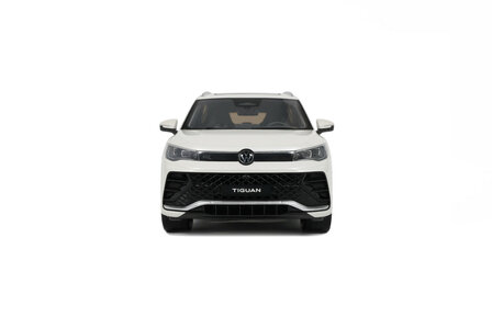 Otto Mobile 1:18 Volkswagen Tiguan E TSI R-Line Oryx white Pearl L0K1 2024. Levering 01-2026