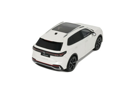 Otto Mobile 1:18 Volkswagen Tiguan E TSI R-Line Oryx white Pearl L0K1 2024. Levering 01-2026