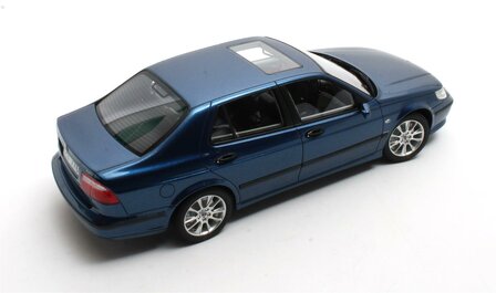 Cult Models 1:18 Saab 9-5 Turbo Aero Midnight blue metallic 1998