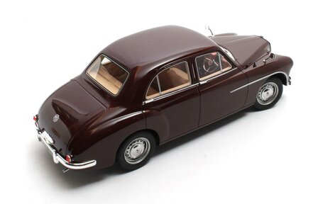 Cult Models 1:18 MG Magnette Autumn red 1956-1958