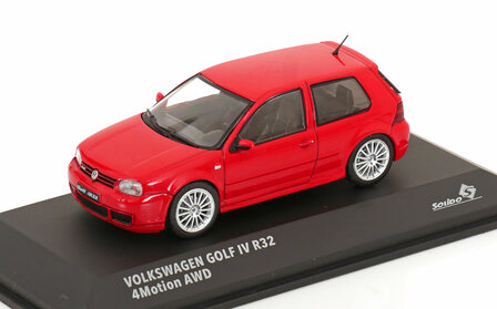 Solido 1:43 Volkswagen Golf IV R32 - 4 Motion AWD 2023 rood