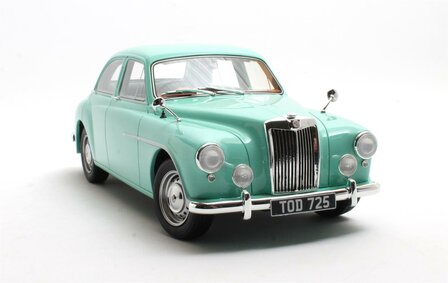 Cult Models 1:18 MG Magnette Island green 1956-1958