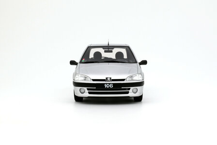 Otto Mobile 1:18 Peugeot 106 Quiksilver Gris Quartz 2000. Levering 10-2025
